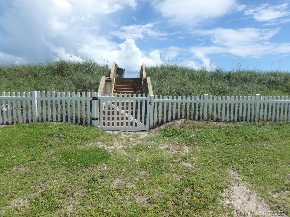 Dune cross over right across the street