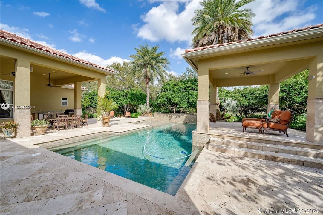Recently Sold: $1,475,000 (6 beds, 5 baths, 5047 Square Feet)
