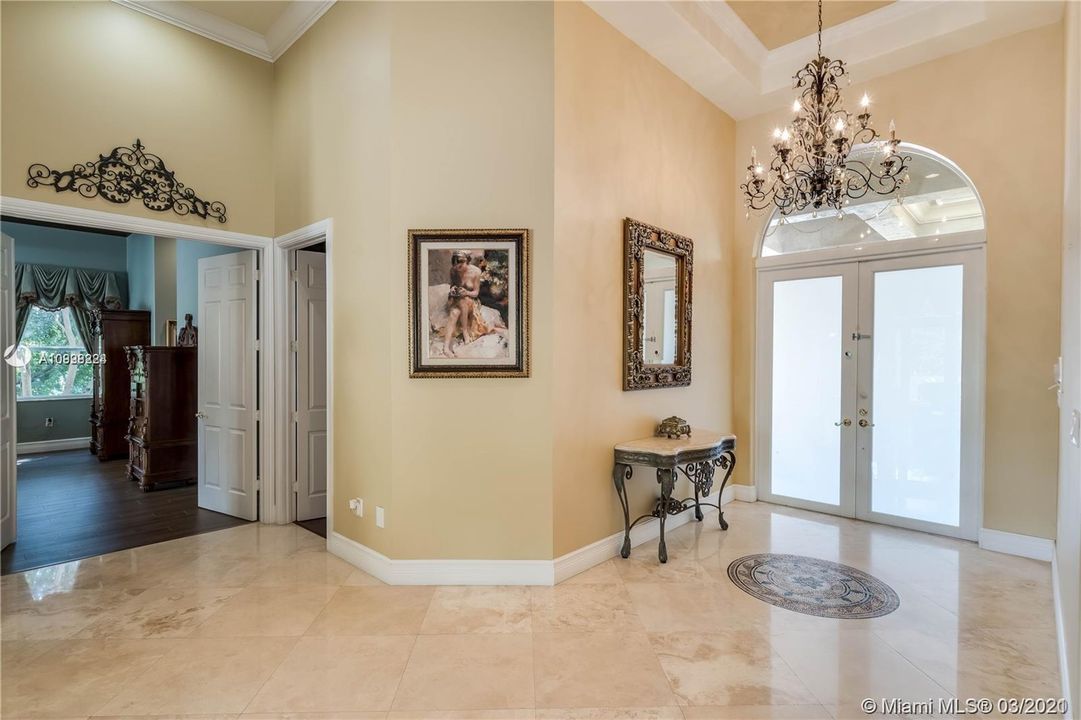 Recently Sold: $1,475,000 (6 beds, 5 baths, 5047 Square Feet)