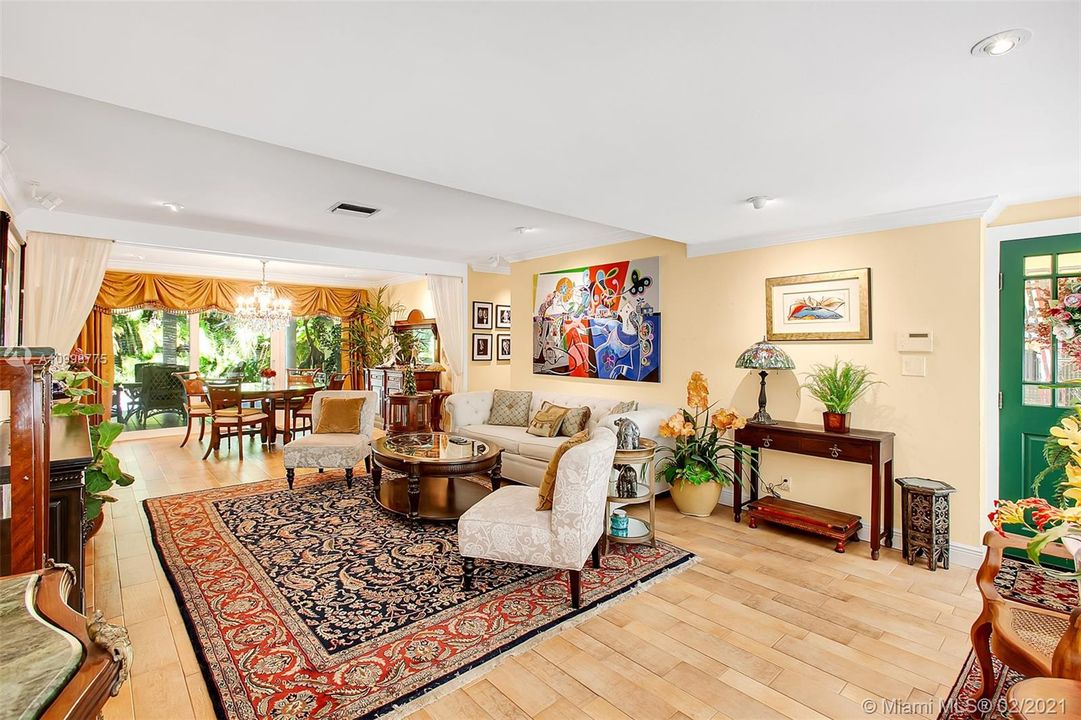 Recently Sold: $899,900 (2 beds, 2 baths, 0 Square Feet)