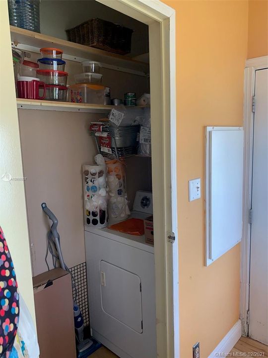 Vendido Recientemente: $70,000 (3 camas, 2 baños, 0 Pies cuadrados)