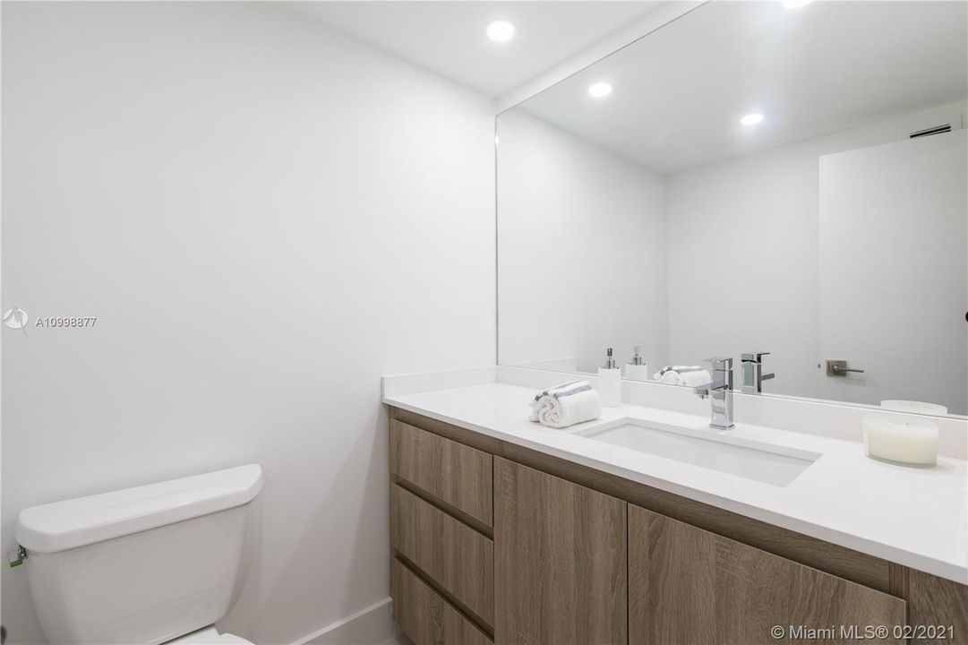 Недавно арендовано: $4,900 (3 спален, 2 ванн, 1350 Квадратных фут)