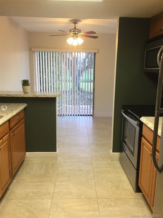 Recientemente alquilado: $1,650 (2 camas, 1 baños, 1100 Pies cuadrados)