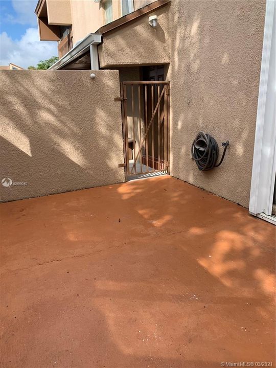 Recientemente alquilado: $1,650 (2 camas, 1 baños, 1100 Pies cuadrados)