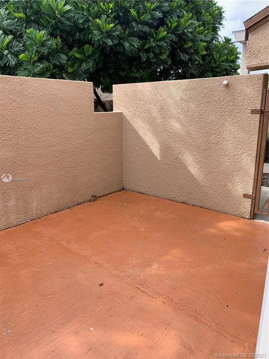 Recientemente alquilado: $1,650 (2 camas, 1 baños, 1100 Pies cuadrados)