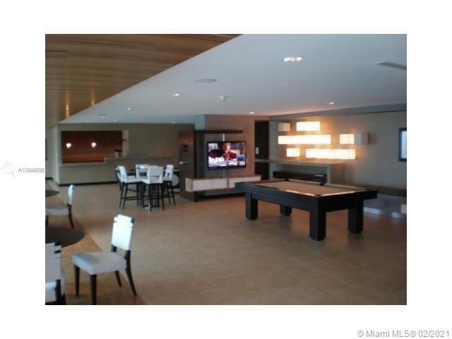 Vendido Recientemente: $279,000 (1 camas, 1 baños, 781 Pies cuadrados)