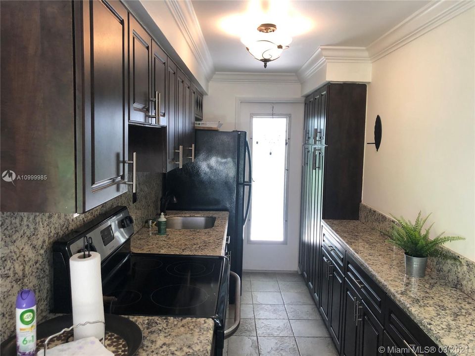 Recently Sold: $129,000 (1 beds, 1 baths, 600 Square Feet)