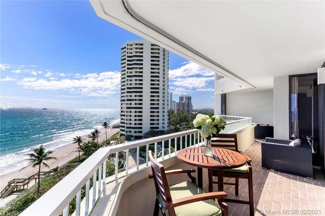 Recently Sold: $1,050,000 (3 beds, 2 baths, 2188 Square Feet)