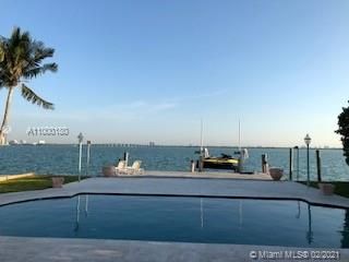 Recently Sold: $6,500,000 (6 beds, 5 baths, 4568 Square Feet)