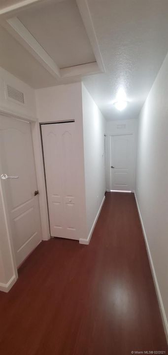 Vendido Recientemente: $225,000 (3 camas, 2 baños, 1419 Pies cuadrados)