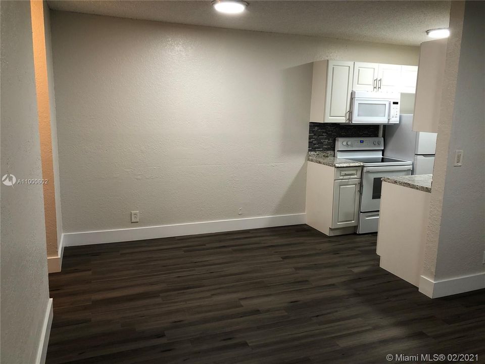 Recently Rented: $1,150 (1 beds, 1 baths, 22796 Square Feet)