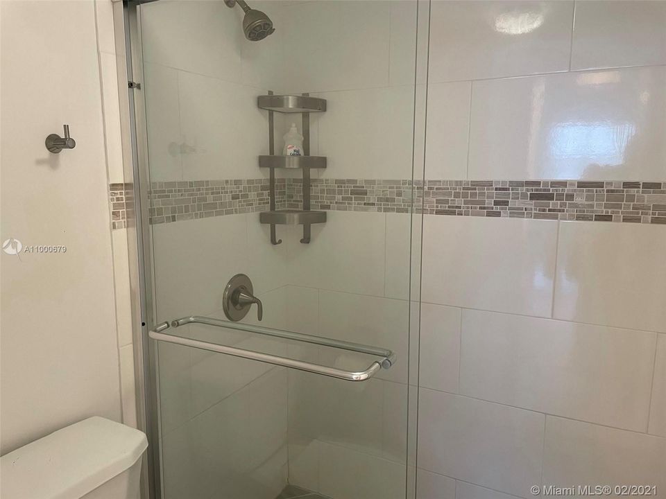 最近租的: $3,000 (2 贝兹, 2 浴室, 1370 平方英尺)