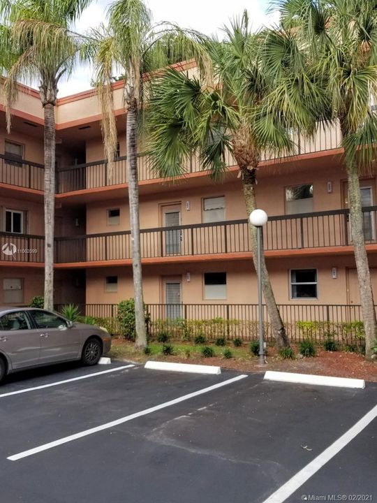 Recently Sold: $45,000 (1 beds, 1 baths, 721 Square Feet)