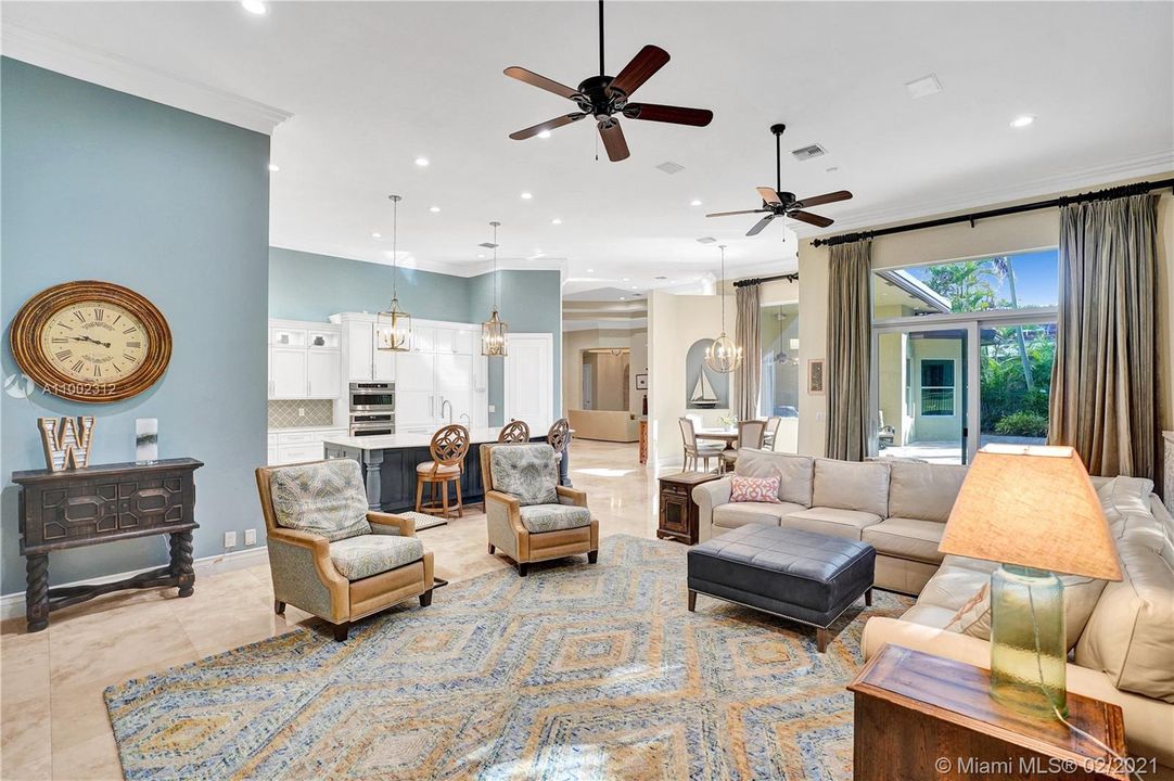 Recently Sold: $1,649,000 (5 beds, 4 baths, 4533 Square Feet)