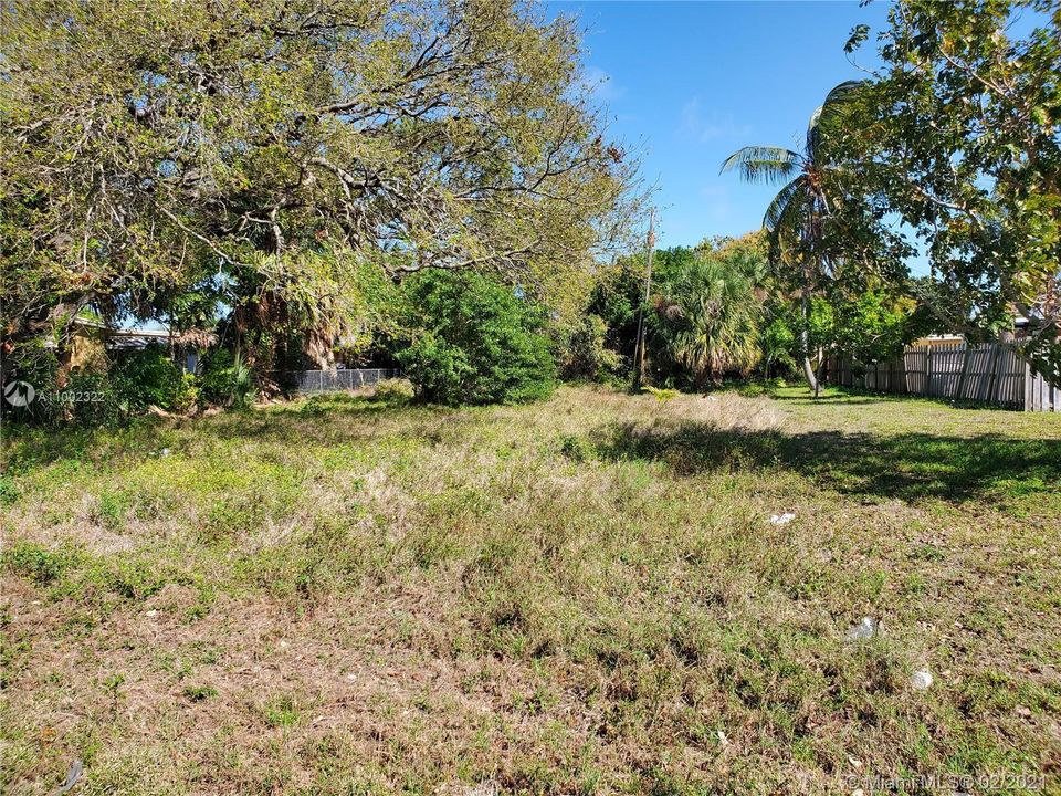 Vendido Recientemente: $45,900 (0.40 acres)