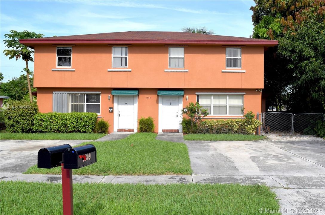 Recently Rented: $1,675 (3 beds, 2 baths, 1572 Square Feet)