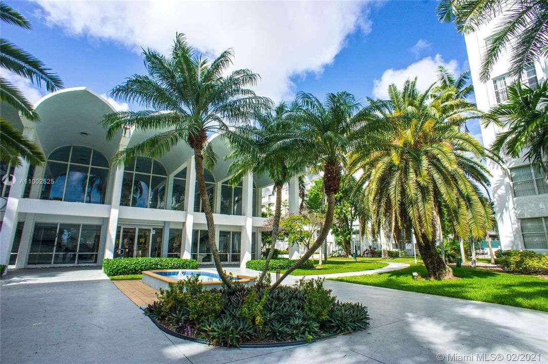 Recently Sold: $95,000 (1 beds, 1 baths, 826 Square Feet)