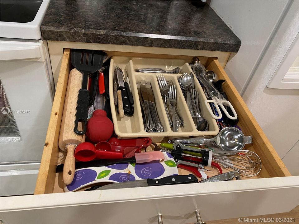 最近租的: $2,500 (2 贝兹, 2 浴室, 1307 平方英尺)