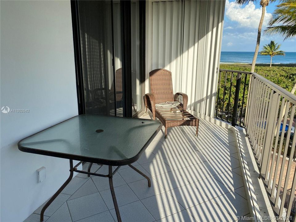 最近租的: $2,500 (2 贝兹, 2 浴室, 1307 平方英尺)