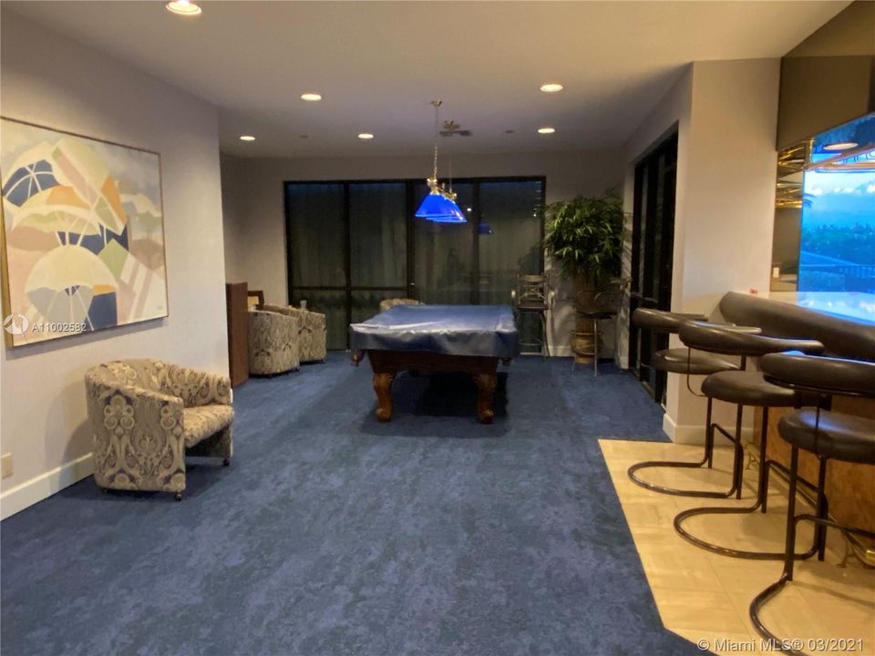 最近租的: $2,500 (2 贝兹, 2 浴室, 1307 平方英尺)