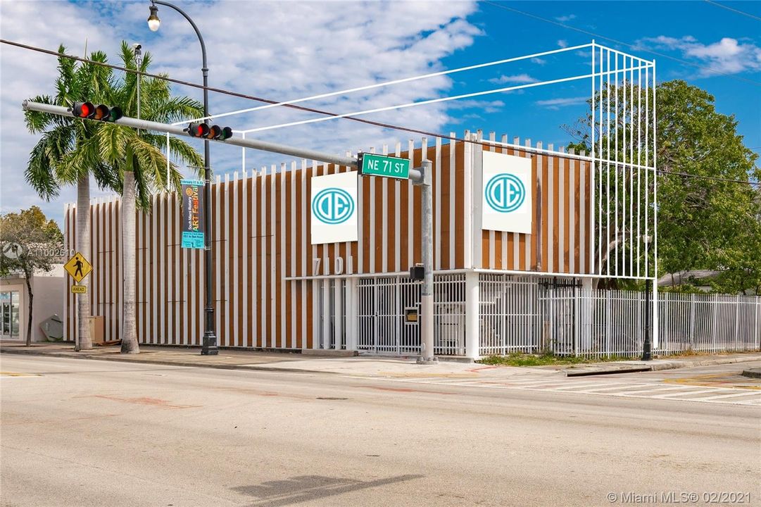 7101 Biscayne Blvd. Potential for adaptive re-use and addition of additional buildable SF for a 3rd floor up to 35' in total.  Add more office, work/live, apartments, hotel/Airbnb; or redeveloper to a ghost kitchen, restaurant, or gallery.  Many potential uses.