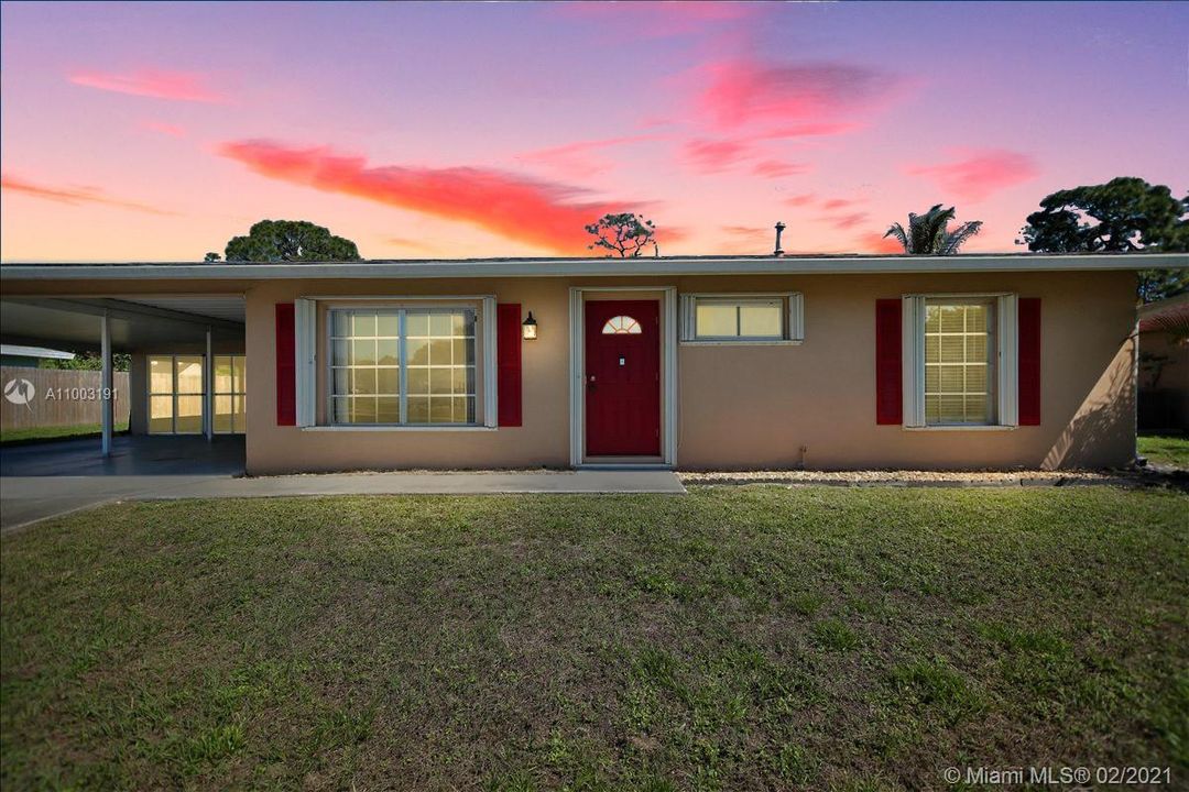 Recently Sold: $199,000 (2 beds, 2 baths, 905 Square Feet)