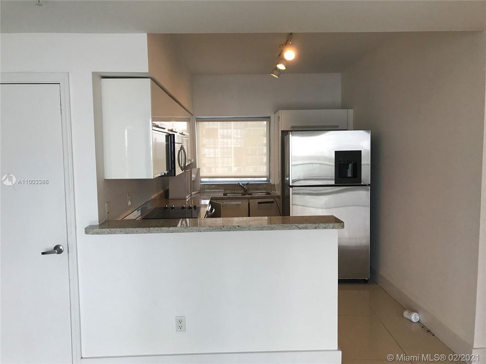Recently Rented: $2,900 (2 beds, 2 baths, 1158 Square Feet)