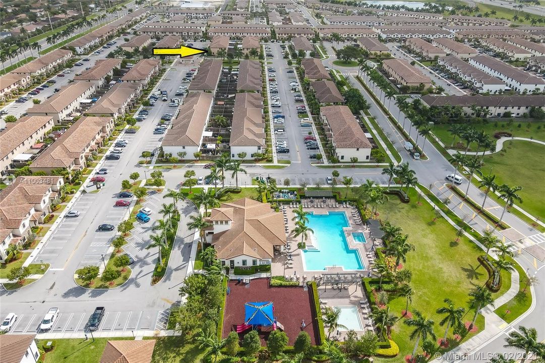 Vendido Recientemente: $249,000 (2 camas, 2 baños, 1422 Pies cuadrados)