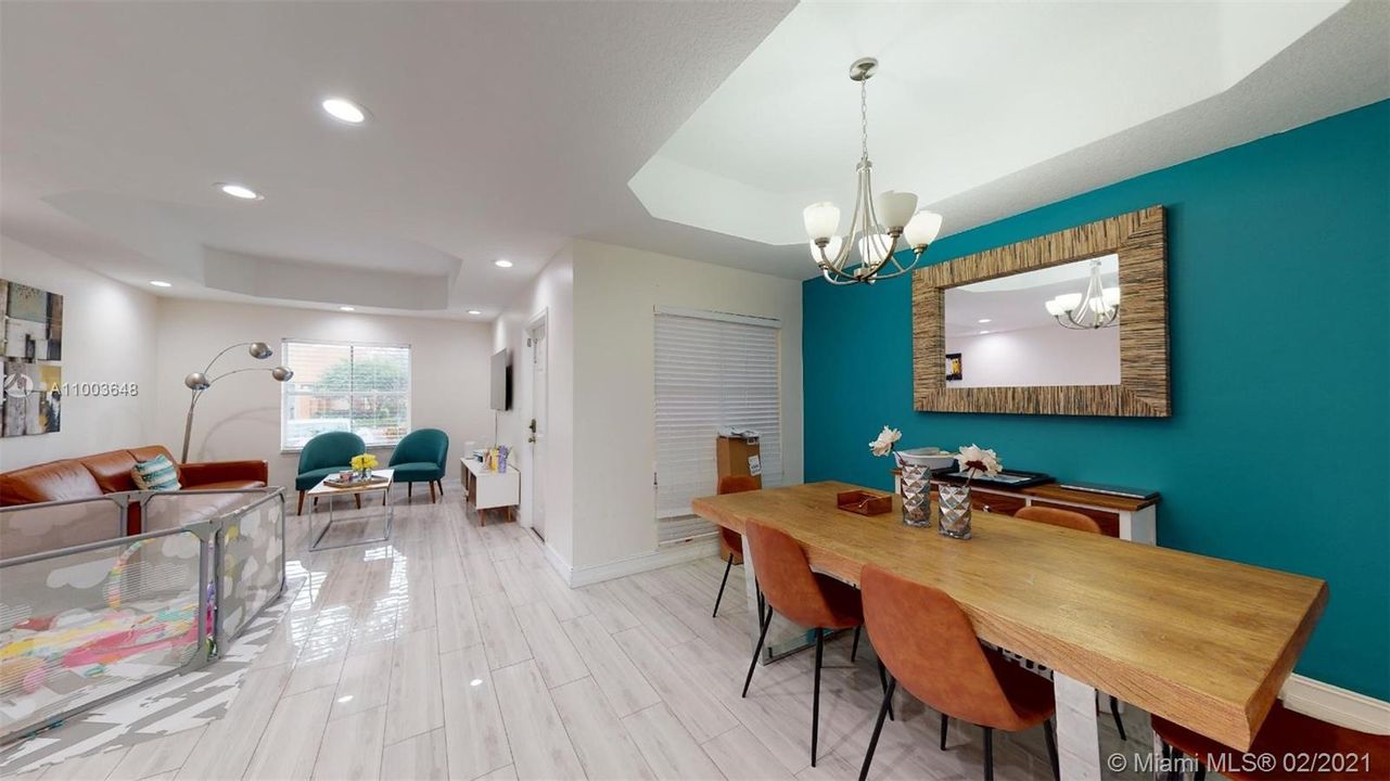 Vendido Recientemente: $300,000 (3 camas, 2 baños, 1616 Pies cuadrados)