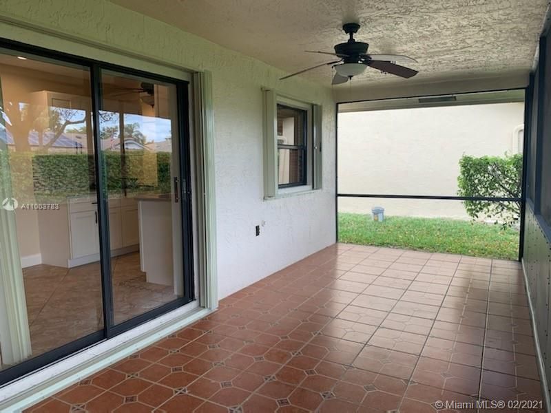 Recently Rented: $2,550 (3 beds, 2 baths, 1558 Square Feet)