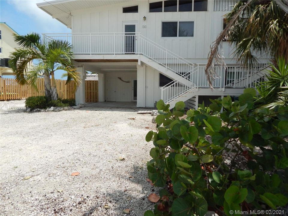 最近租的: $2,800 (1 贝兹, 1 浴室, 904 平方英尺)