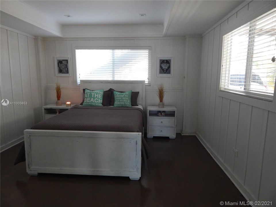 最近租的: $2,800 (1 贝兹, 1 浴室, 904 平方英尺)