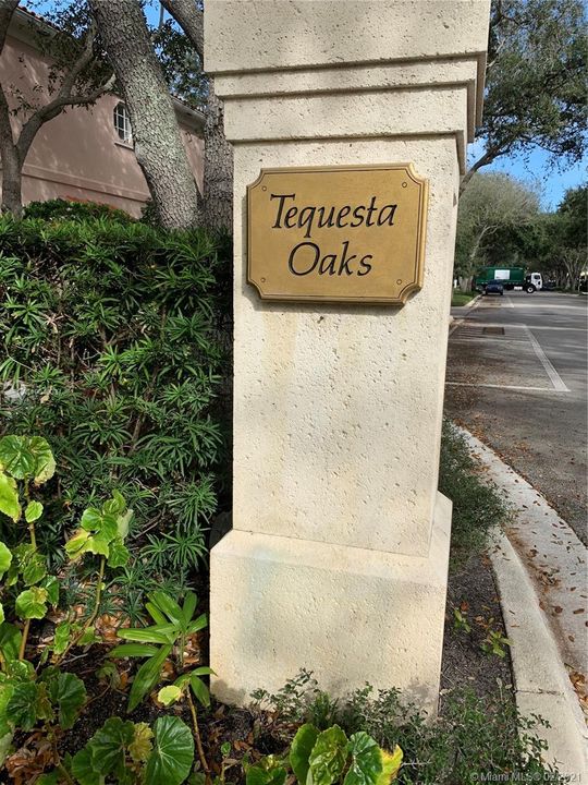 Recently Rented: $2,700 (3 beds, 2 baths, 1298 Square Feet)