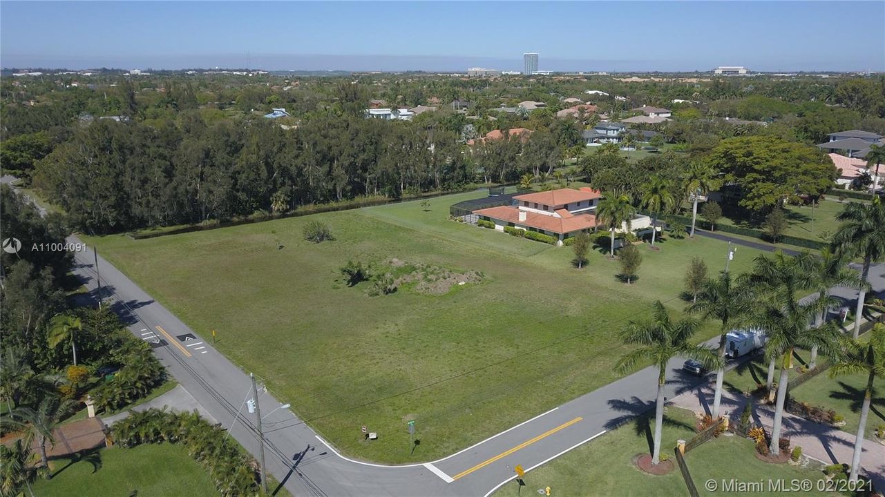 Recently Sold: $625,000 (1.30 acres)