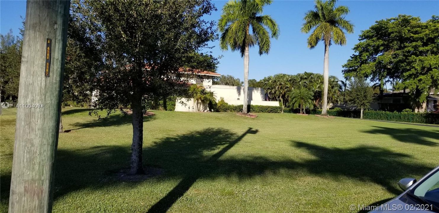 Recently Sold: $625,000 (1.30 acres)