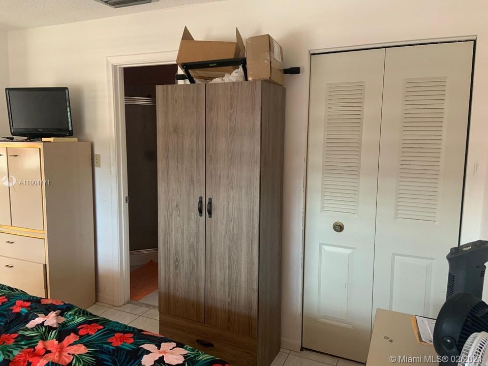 Vendido Recientemente: $103,000 (2 camas, 2 baños, 1148 Pies cuadrados)