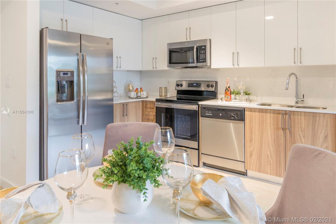 Recently Rented: $1,926 (1 beds, 1 baths, 0 Square Feet)