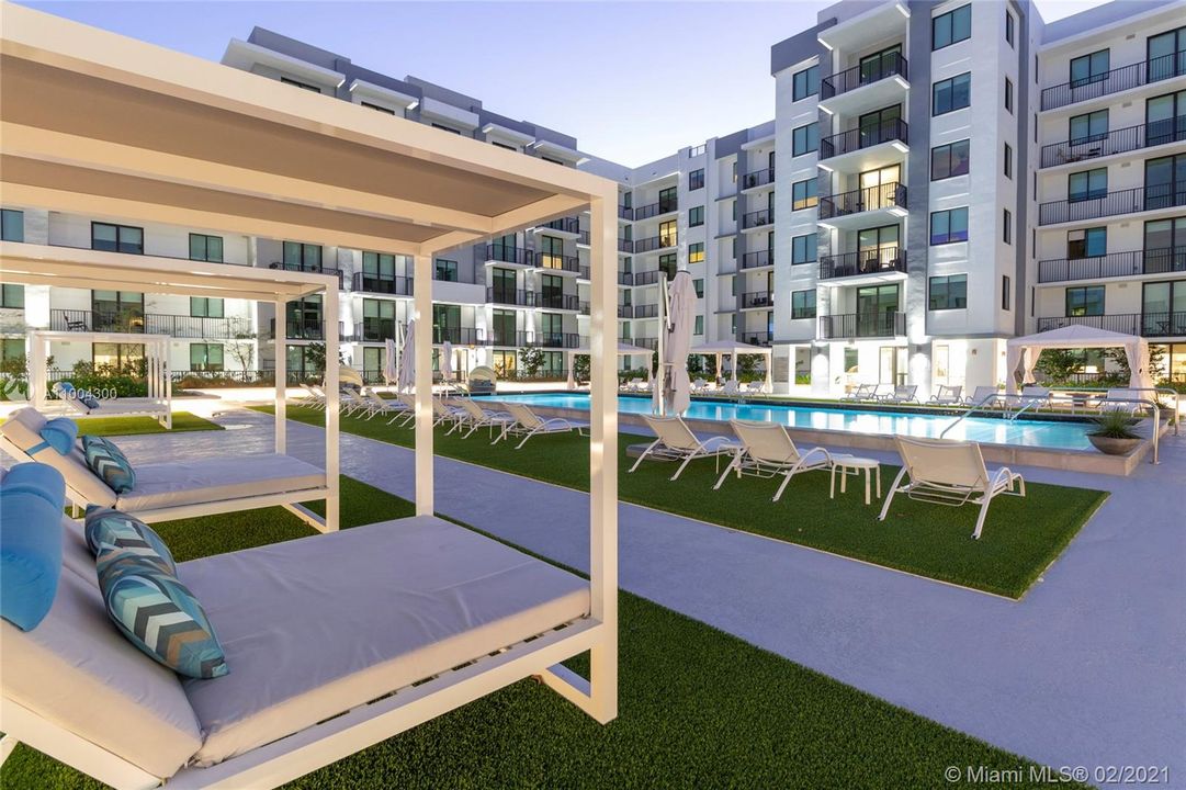 Recently Rented: $1,926 (1 beds, 1 baths, 0 Square Feet)