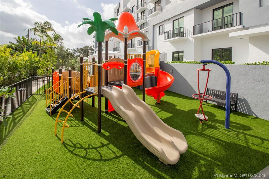 Recently Rented: $1,926 (1 beds, 1 baths, 0 Square Feet)