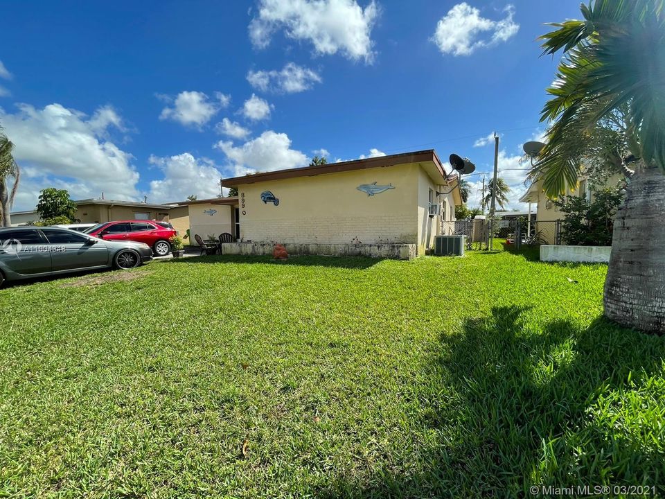 Recently Sold: $385,000 (3 beds, 2 baths, 1542 Square Feet)