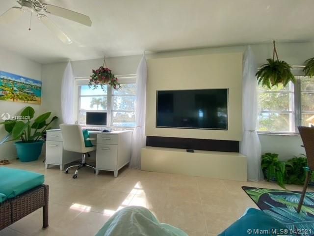 Recently Sold: $115,000 (2 beds, 2 baths, 800 Square Feet)
