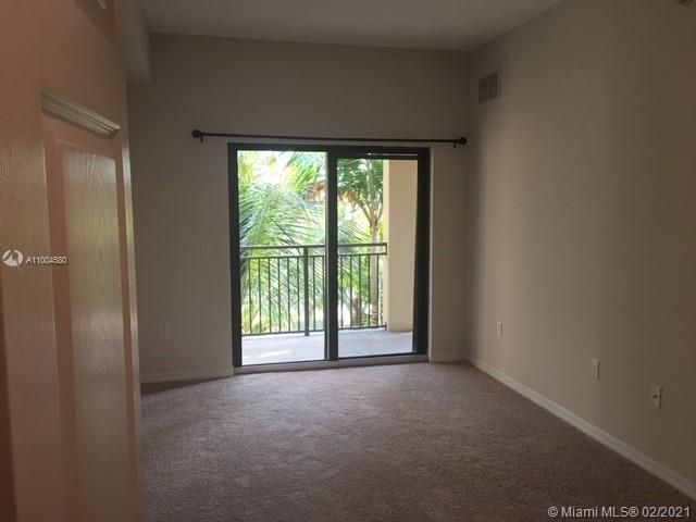 Recently Rented: $1,550 (1 beds, 1 baths, 755 Square Feet)