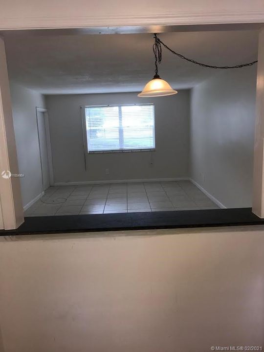 Recently Sold: $124,990 (1 beds, 1 baths, 860 Square Feet)