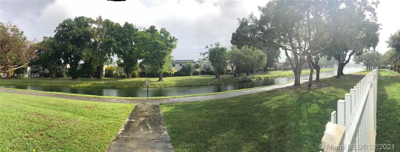 最近租的: $1,250 (1 贝兹, 1 浴室, 588 平方英尺)