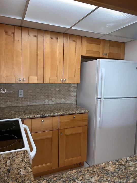 Recently Rented: $1,700 (2 beds, 2 baths, 1360 Square Feet)