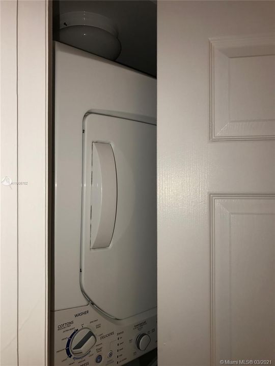 washer and dryer in unit for your convenience