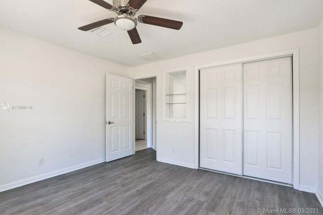 最近售出: $829,000 (0 贝兹, 0 浴室, 3211 平方英尺)