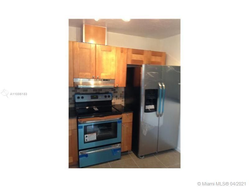 Recently Sold: $124,990 (1 beds, 1 baths, 860 Square Feet)