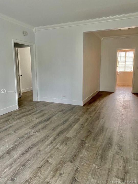 Recently Rented: $1,350 (1 beds, 1 baths, 785 Square Feet)