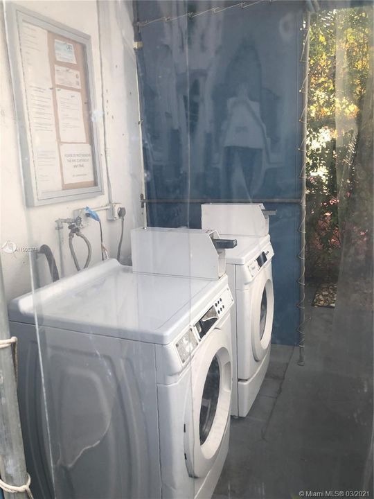 Recently Rented: $1,350 (1 beds, 1 baths, 785 Square Feet)